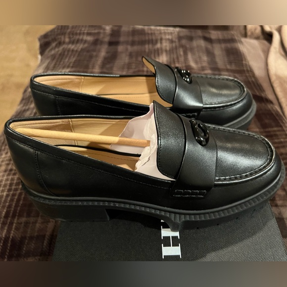 BNIB Coach Leah Loafer in Black leather size 8.5 - Picture 2 of 9